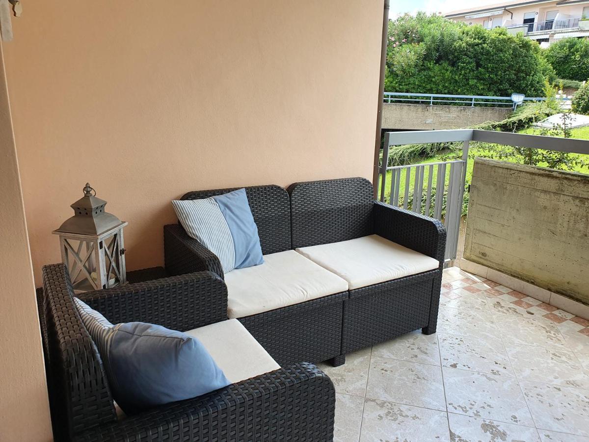 Lago Residence Desenzano del Garda Bagian luar foto